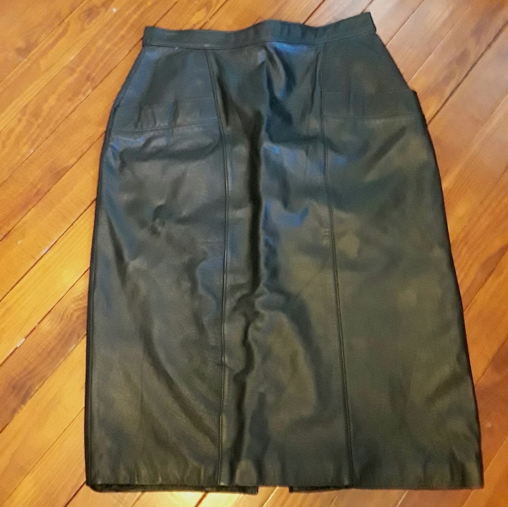 Women's Black Leather Pencil Skirt
